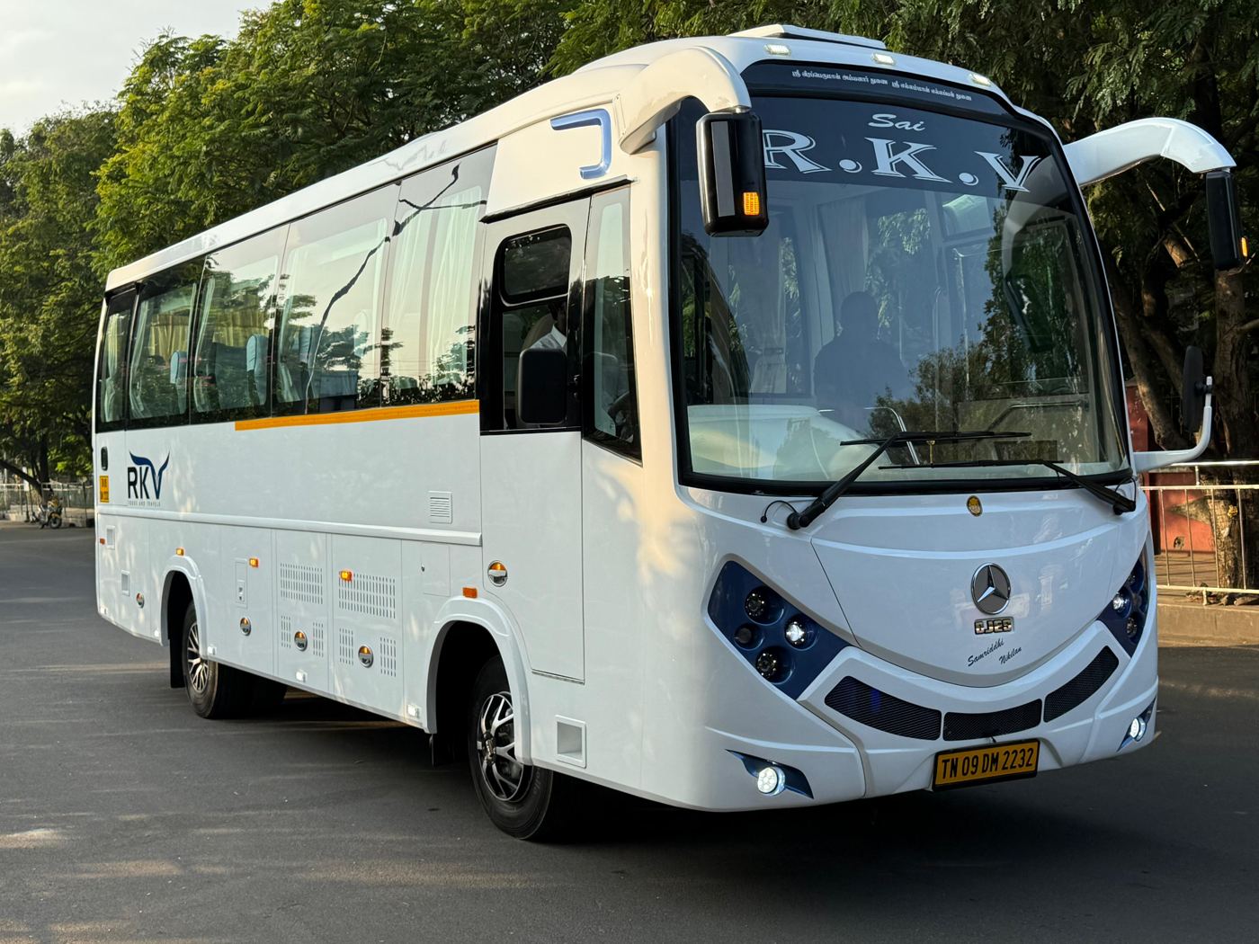 25 Seater Mini Bus rental in Chennai